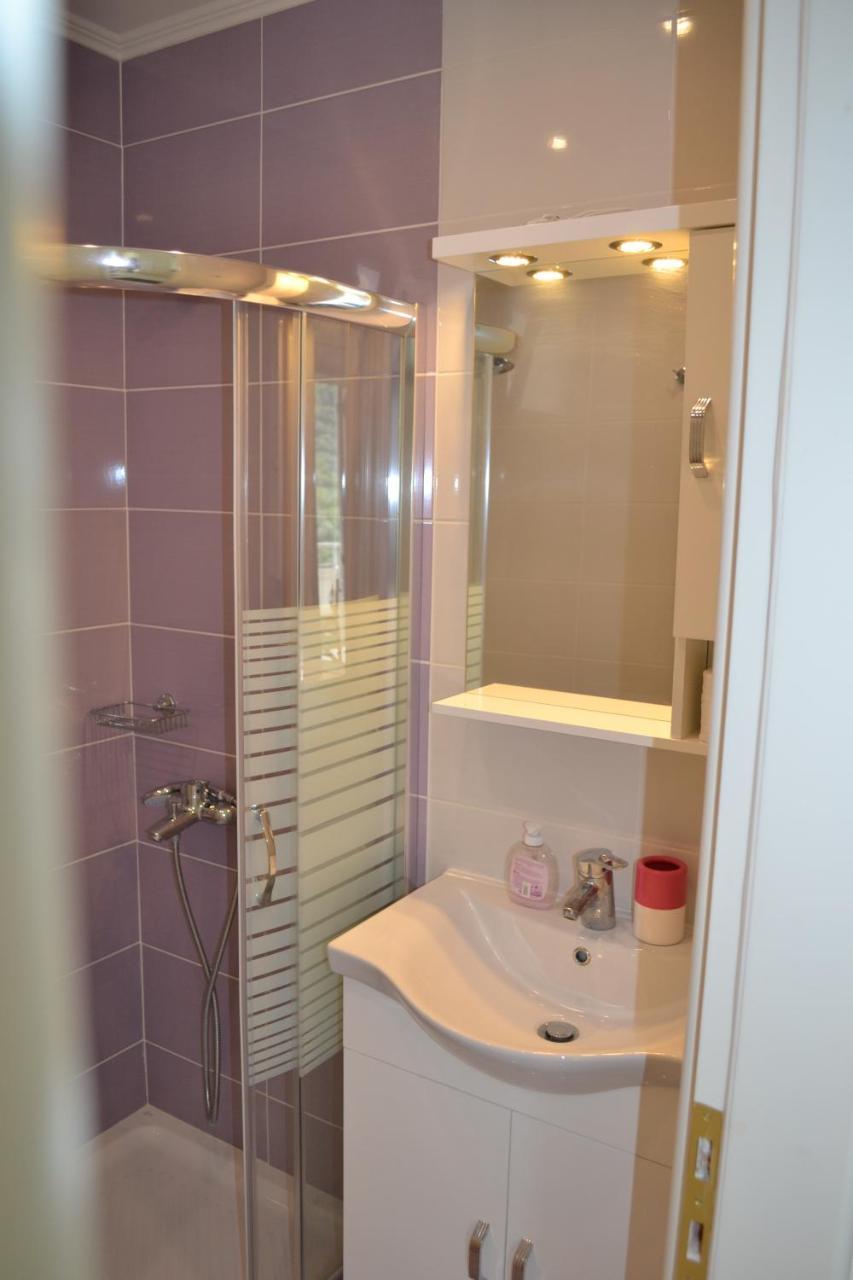 Av Apartment Áyios Nikítas Eksteriør billede