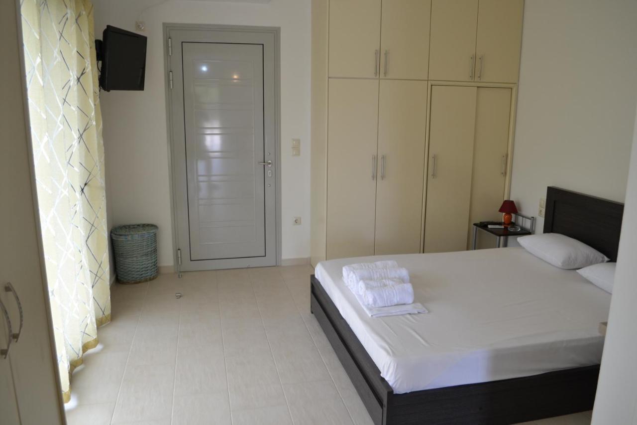Av Apartment Áyios Nikítas Eksteriør billede